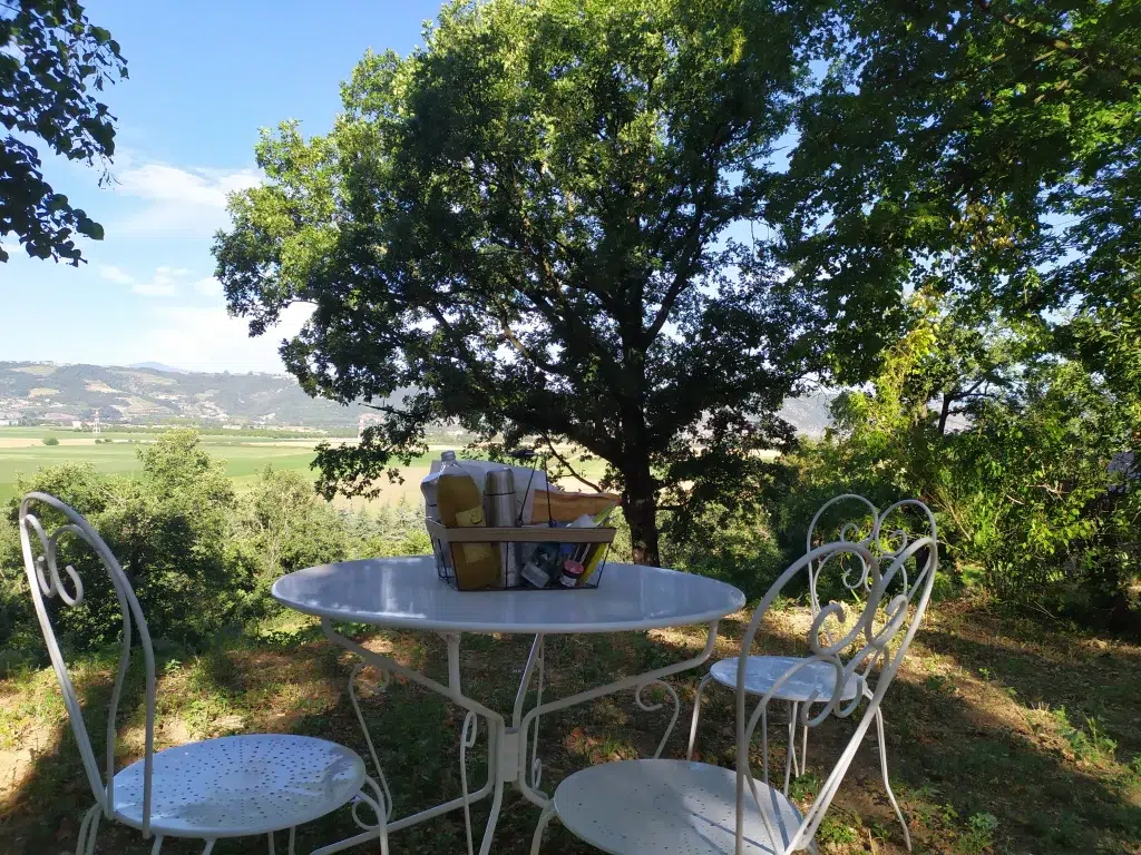 panier petit dejeuner tipi domaine de Senaud